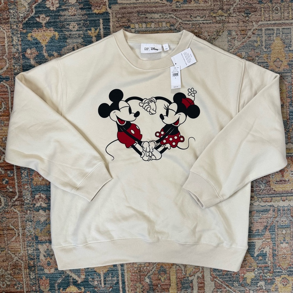 GAP x Disney Mickey Minnie Heart Sweatshirt L NWT